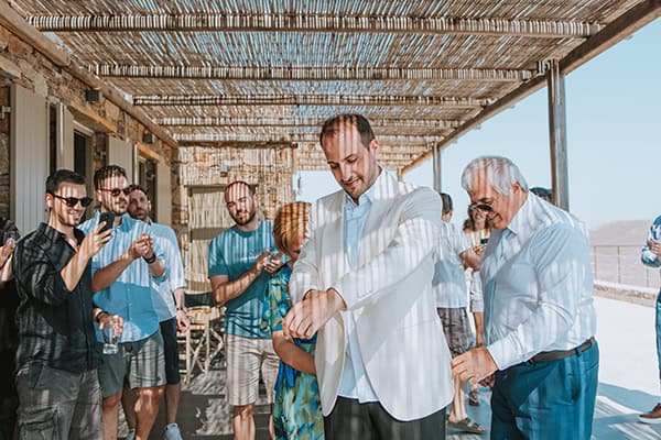 summer-wedding-serifos-bohemian-flair_12