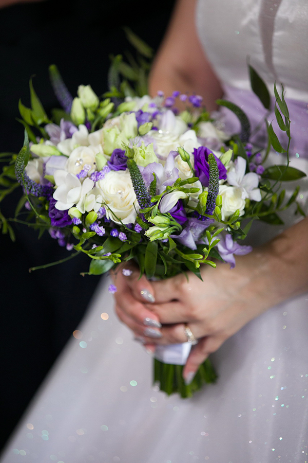 summer-wedding-xanthi-lilac-hues_09