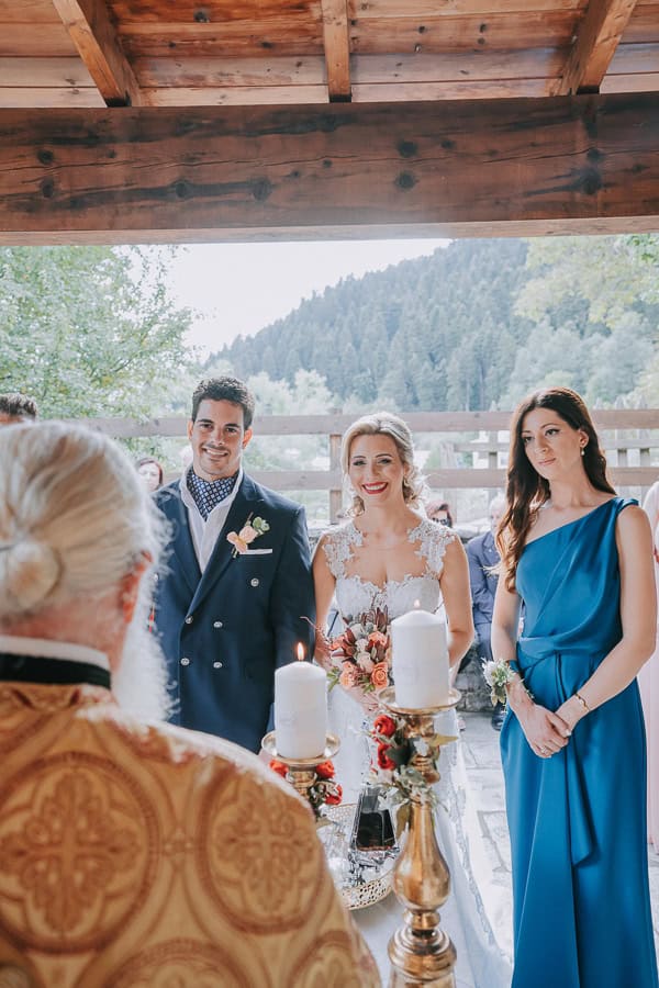 traditional-fall-wedding-roses-terracota-tones_38