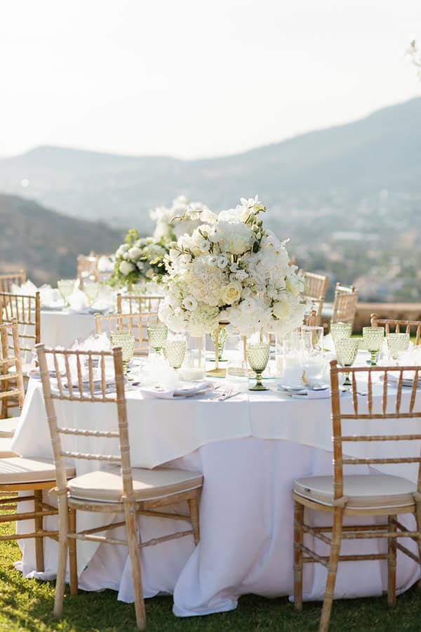 ultra-stylish-wedding-hatzi-mansion-xatzi-all-white-flowers_26