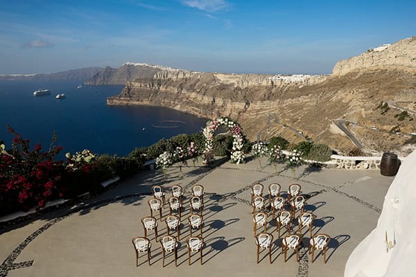 wonderfully-beautiful-styled-shoot-santorini_06