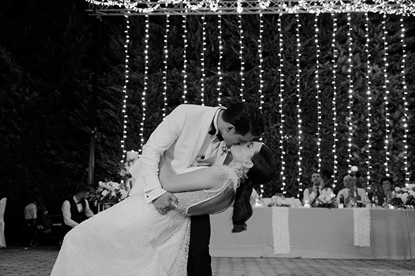 autum-wedding-larisa-white-green-elements_23