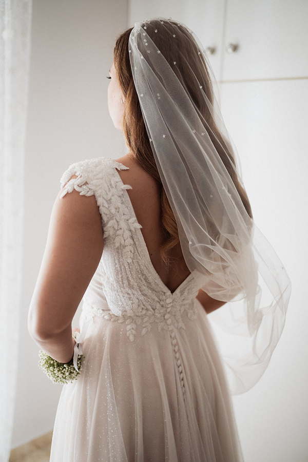 lovely-summer-wedding-athens-romantic-flowers_07