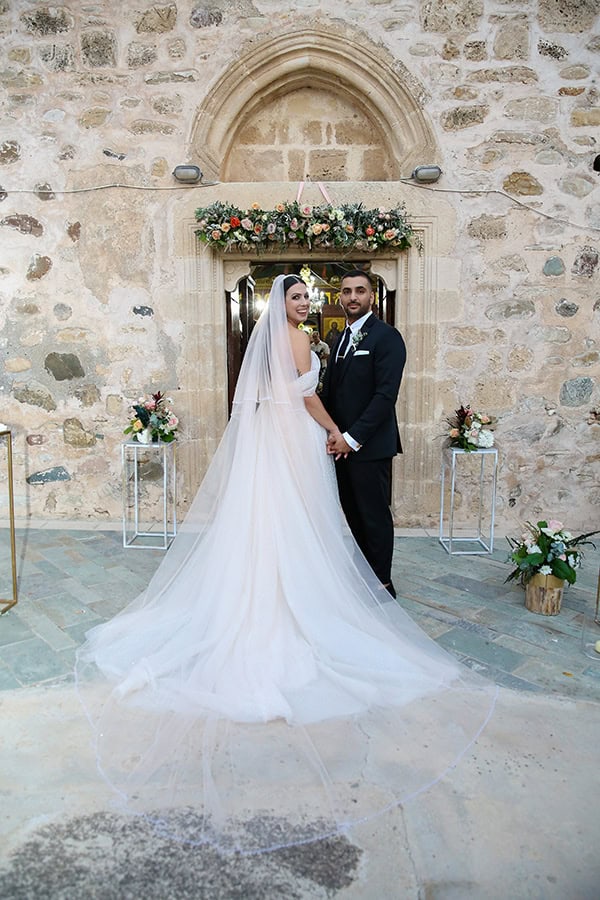 romantic-fall-wedding-paphos-rustik-mood_11