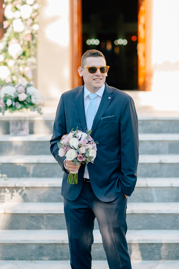 summer-wedding-lesvos-white-hydrangeas-pink-roses_12
