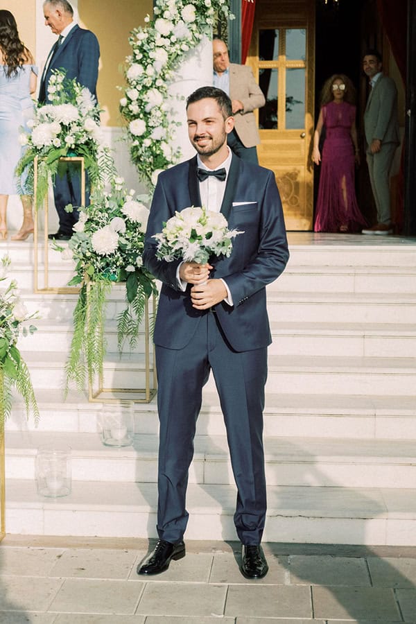 summer-wedding-patras-white-flowers_17