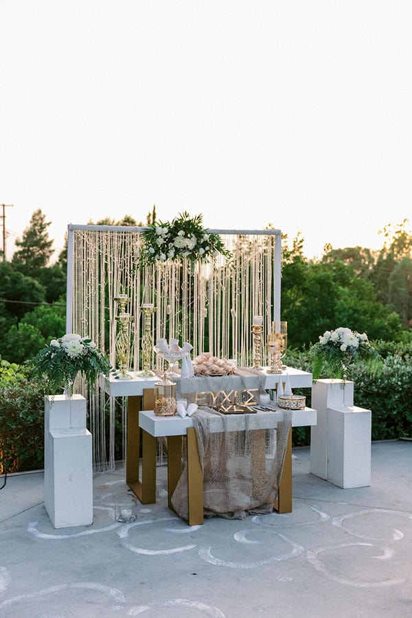 summer-wedding-patras-white-flowers_30