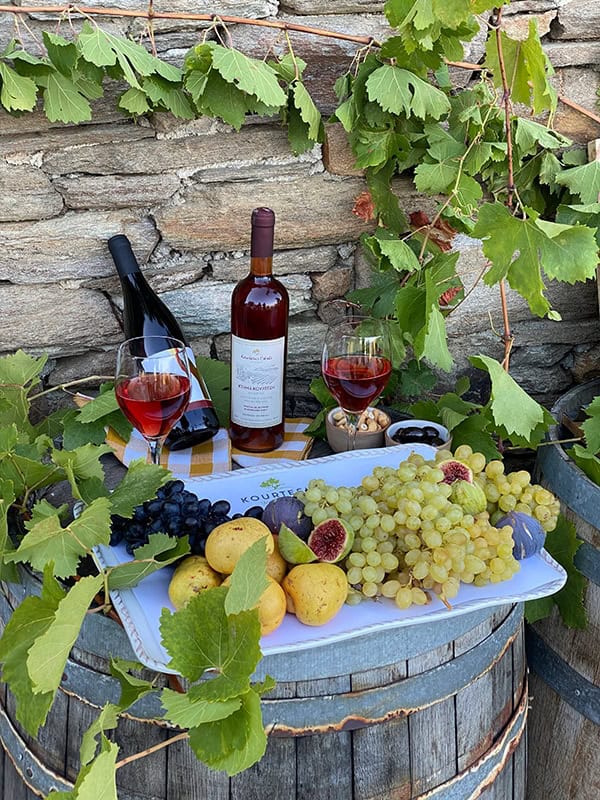 wedding-venues-kourtesis-wine-estate (34)