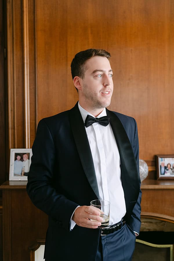 autum-wedding-ktima-kleopatra-white-light-blue-flowers_14