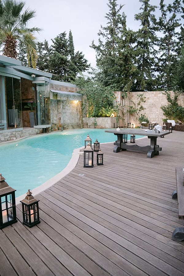 autum-wedding-ktima-kleopatra-white-light-blue-flowers_26