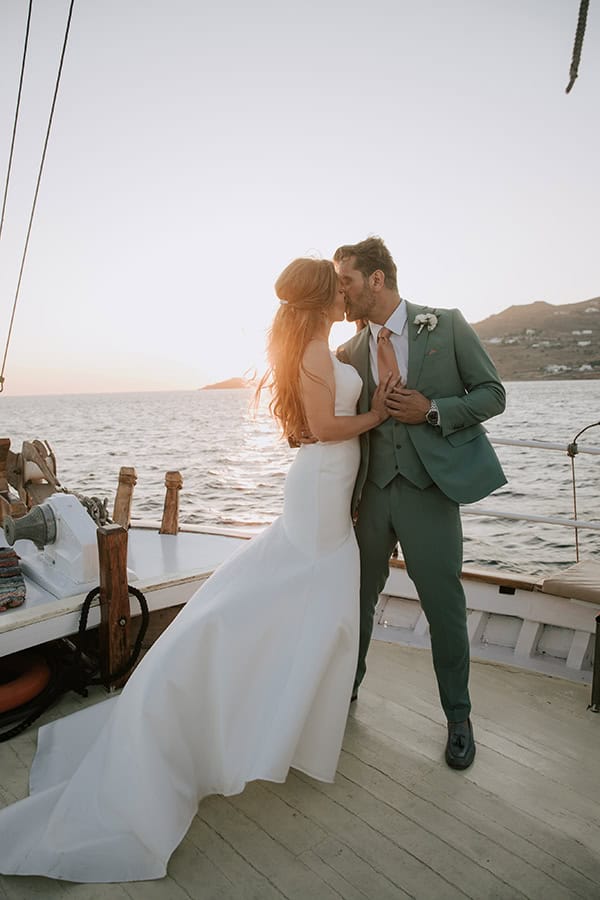 boho-chic-wedding-syros-ivory-pampas-grass_02