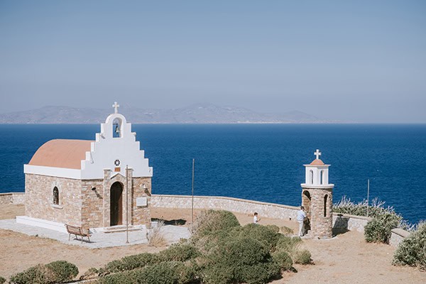 boho-chic-wedding-syros-ivory-pampas-grass_09