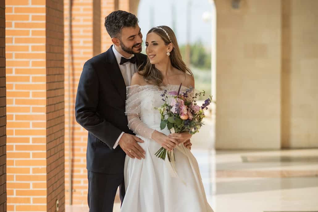 Πολύχρωμος φθινοπωρινός γάμος στη Λευκωσία με chic ανθοστολισμό│ Σοφία και Γιώργος