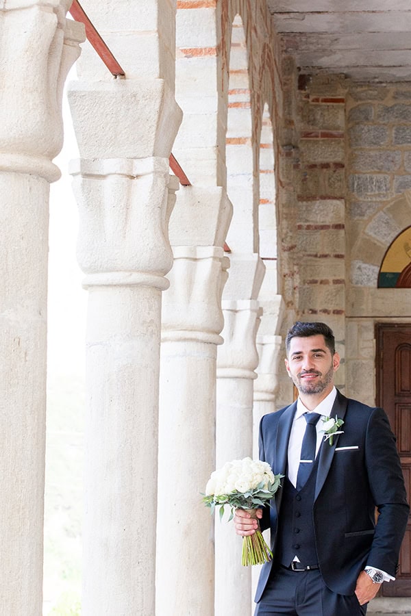 fall-wedding-kozani-white-hydrangeas_10