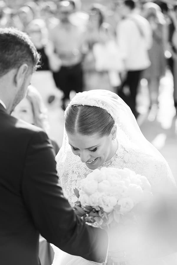fall-wedding-kozani-white-hydrangeas_11x