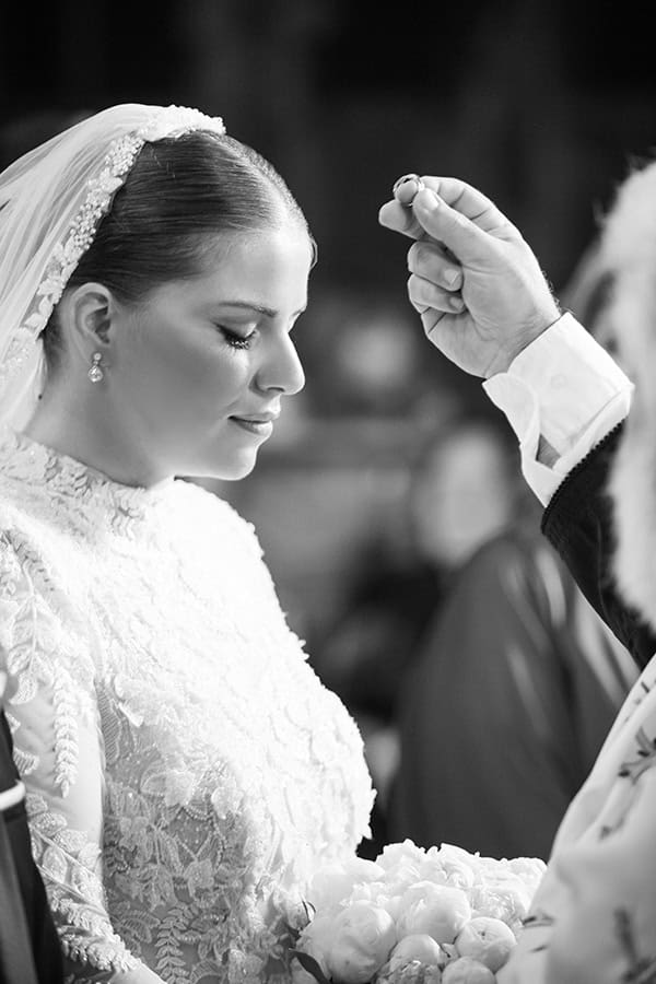 fall-wedding-kozani-white-hydrangeas_13