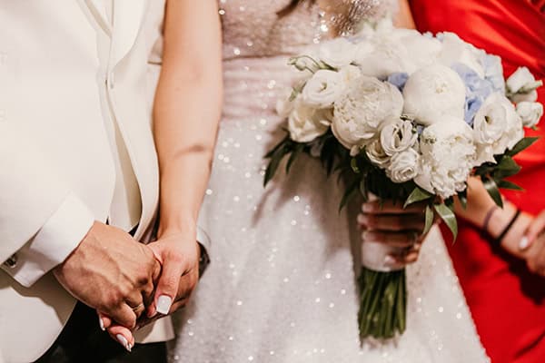 lovely-summer-wedding-evia-baby-blue-hydrangeas_10