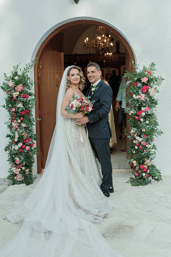 romantic-fall-wedding-evgenios-hills-colorful-flowers_12