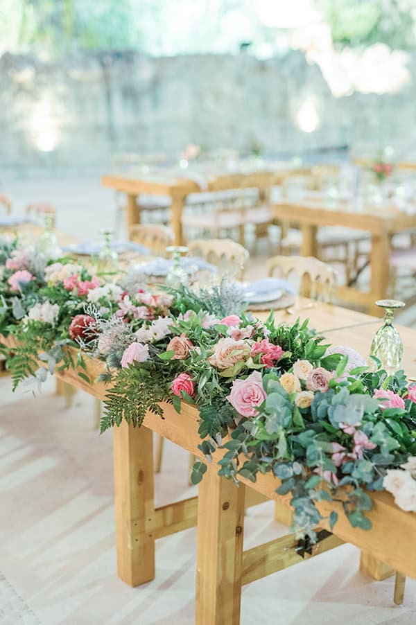 romantic-fall-wedding-evgenios-hills-colorful-flowers_19w