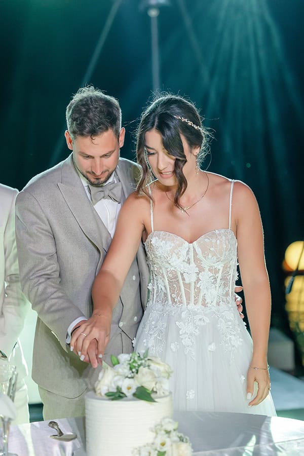 romantic-summer-wedding-chalkidiki-white-roses_19