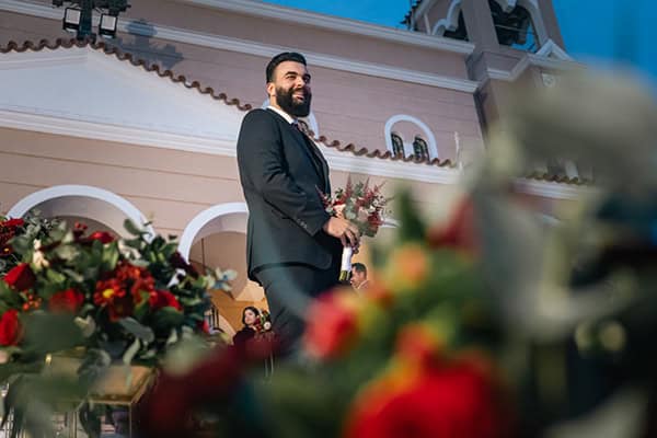 romantic-winter-wedding-red-roses_14