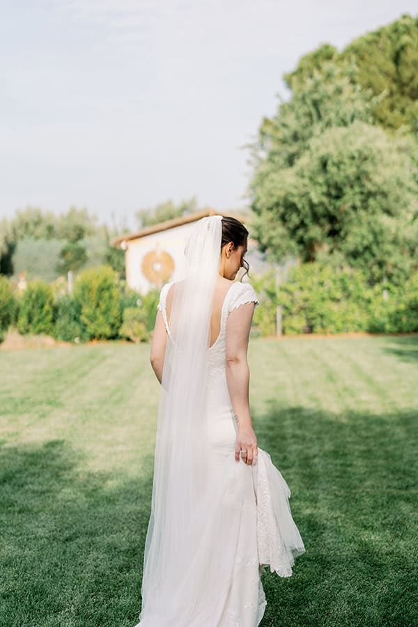 spring-wedding-kropias-gi-pastel-hues_08