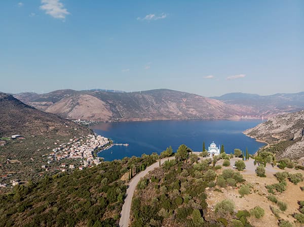 summer-wedding-antikyra-romantic-flowers_10