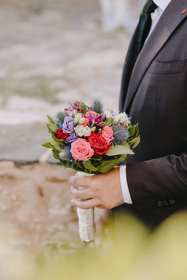summer-wedding-ktima-petra-colorful-flowers_14x