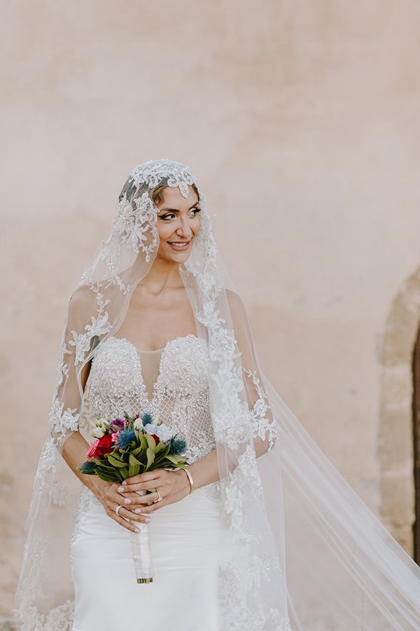summer-wedding-ktima-petra-colorful-flowers_19x