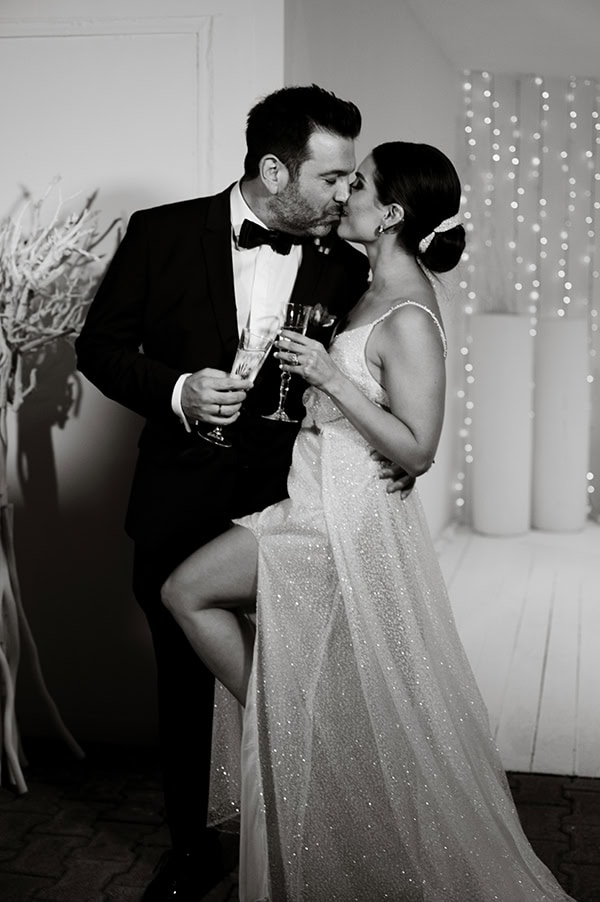 summer-wedding-sea-soul-blue-fuchsia-hues_15