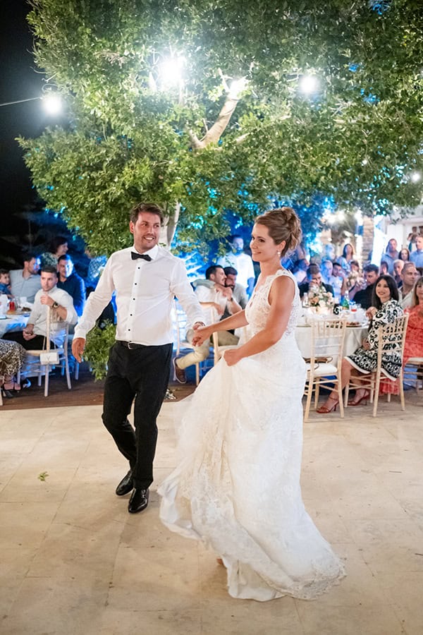 summer-wedding-tinos-peach-hues_27