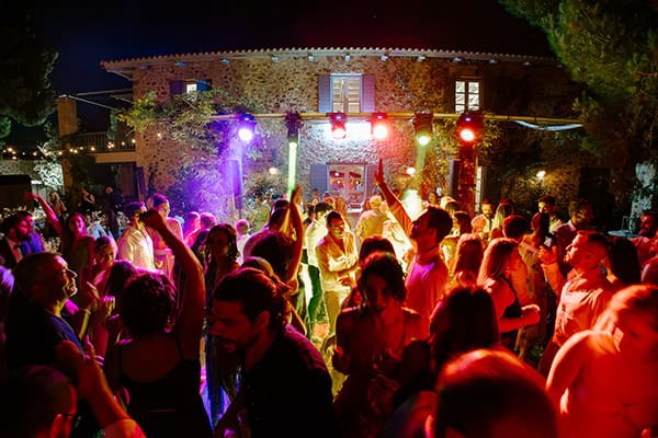 summer-wedding-tuscan-flair_36