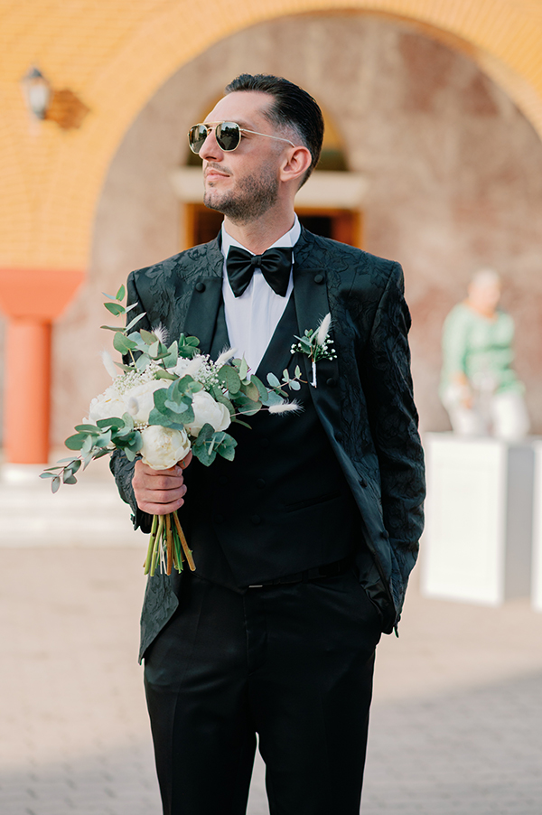 summer-wedding-white-roses-baby-breath_09