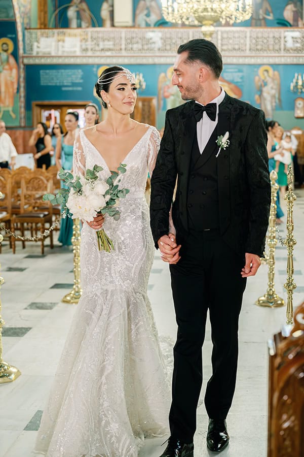 summer-wedding-white-roses-baby-breath_12