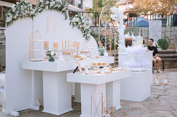 wedding-kavala-white-hydrangeas-eukalyptus_12