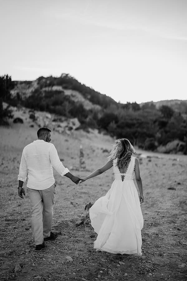 boho-summer-wedding-rhodes-dry-flowers_01