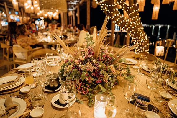 boho-summer-wedding-rhodes-dry-flowers_09