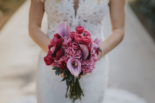 destination-fall-wedding-athens-fucshia-flowers_08