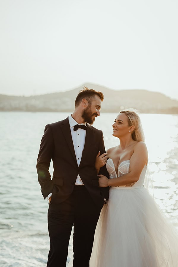 elegant-wedding-with-white-blooms_03