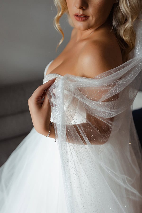 elegant-wedding-with-white-blooms_06