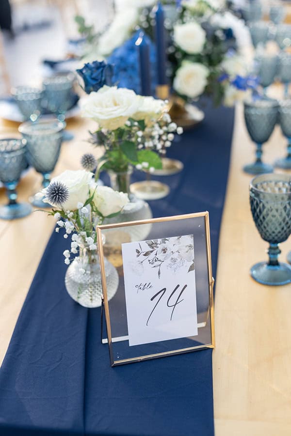 fall-wedding-athens-dark-blue-hues_23