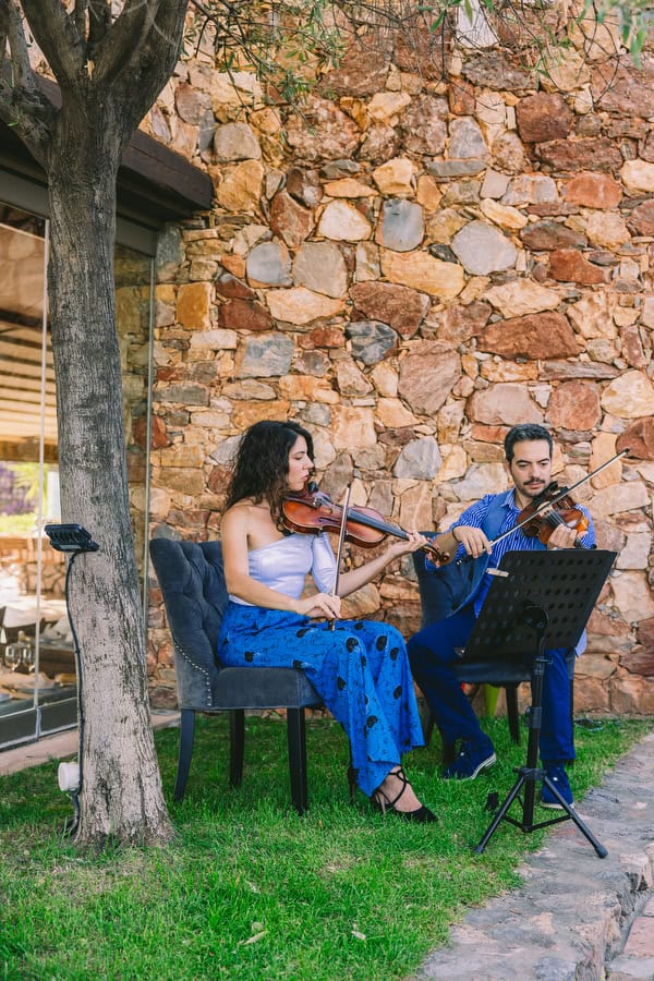 fall-wedding-ktima-laas-baby-breath_15