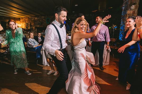 fall-wedding-ktima-laas-baby-breath_31