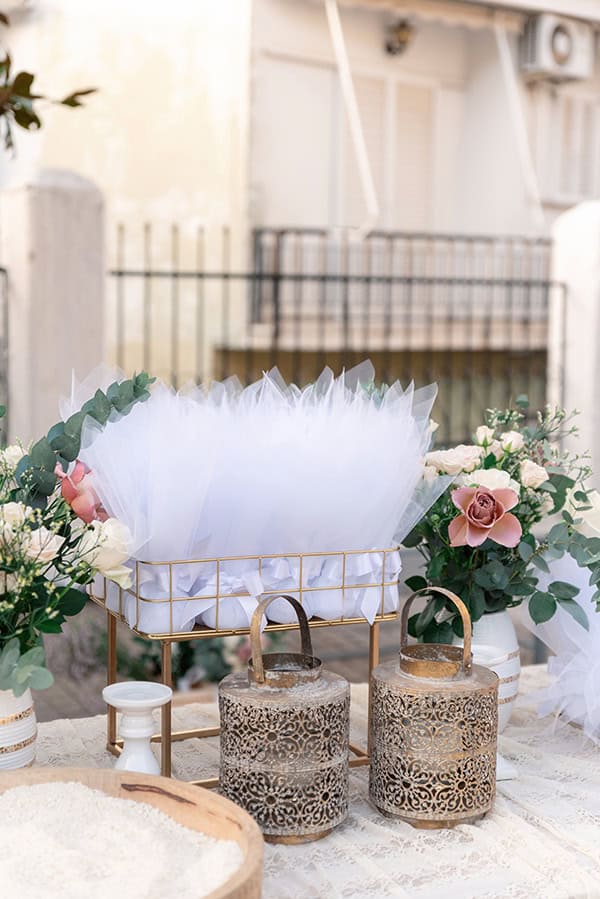 fall-wedding-livadia-pink-flowers_08x