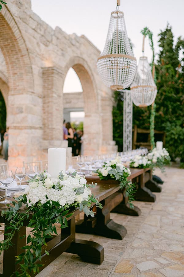 fall-wedding-mouseio-oinou-white-blossom_16z