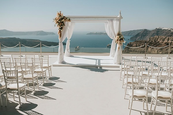 gorgeous-destination-summer-wedding-santorini-pampas-grass_13