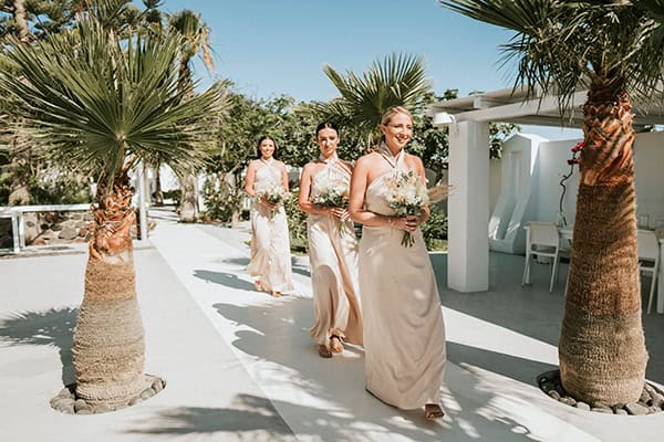 gorgeous-destination-summer-wedding-santorini-pampas-grass_17