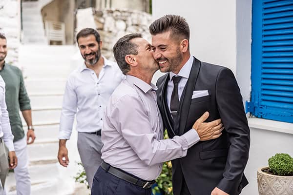 lovely-summer-wedding-naxos-island_07