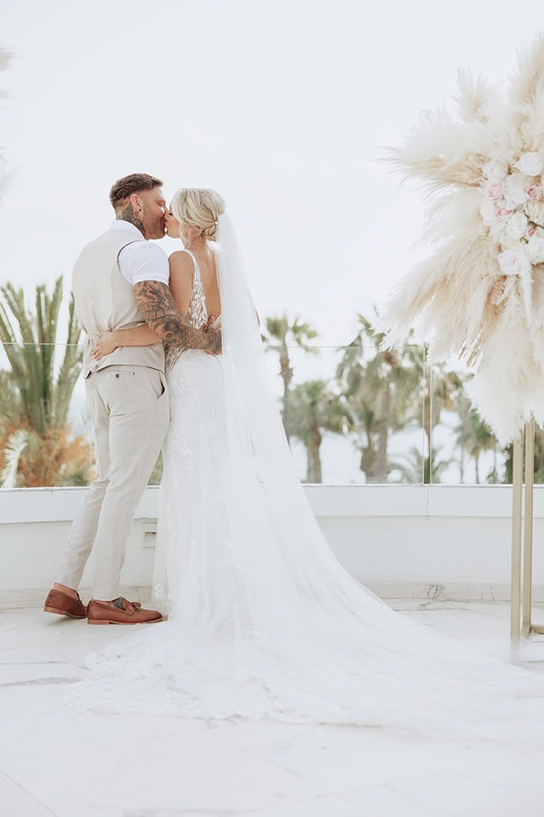 pretty-wedding-annabel-hotel-pampas-grass_02