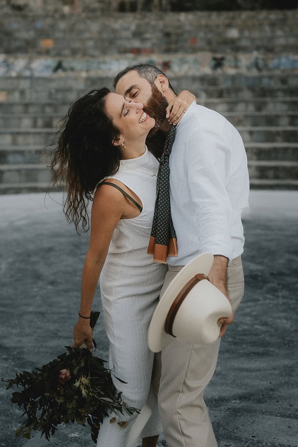 romantic-civil-wedding-heartfelt-moments_01